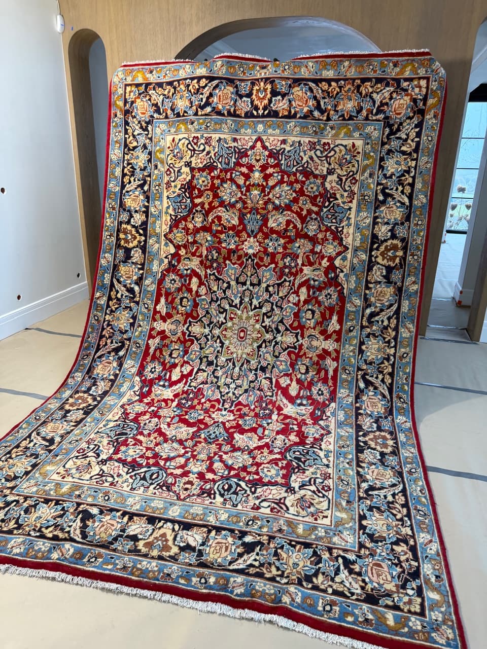 Dywan Keshan 380x235 cm, czerwony, wełna, Iran - 201904