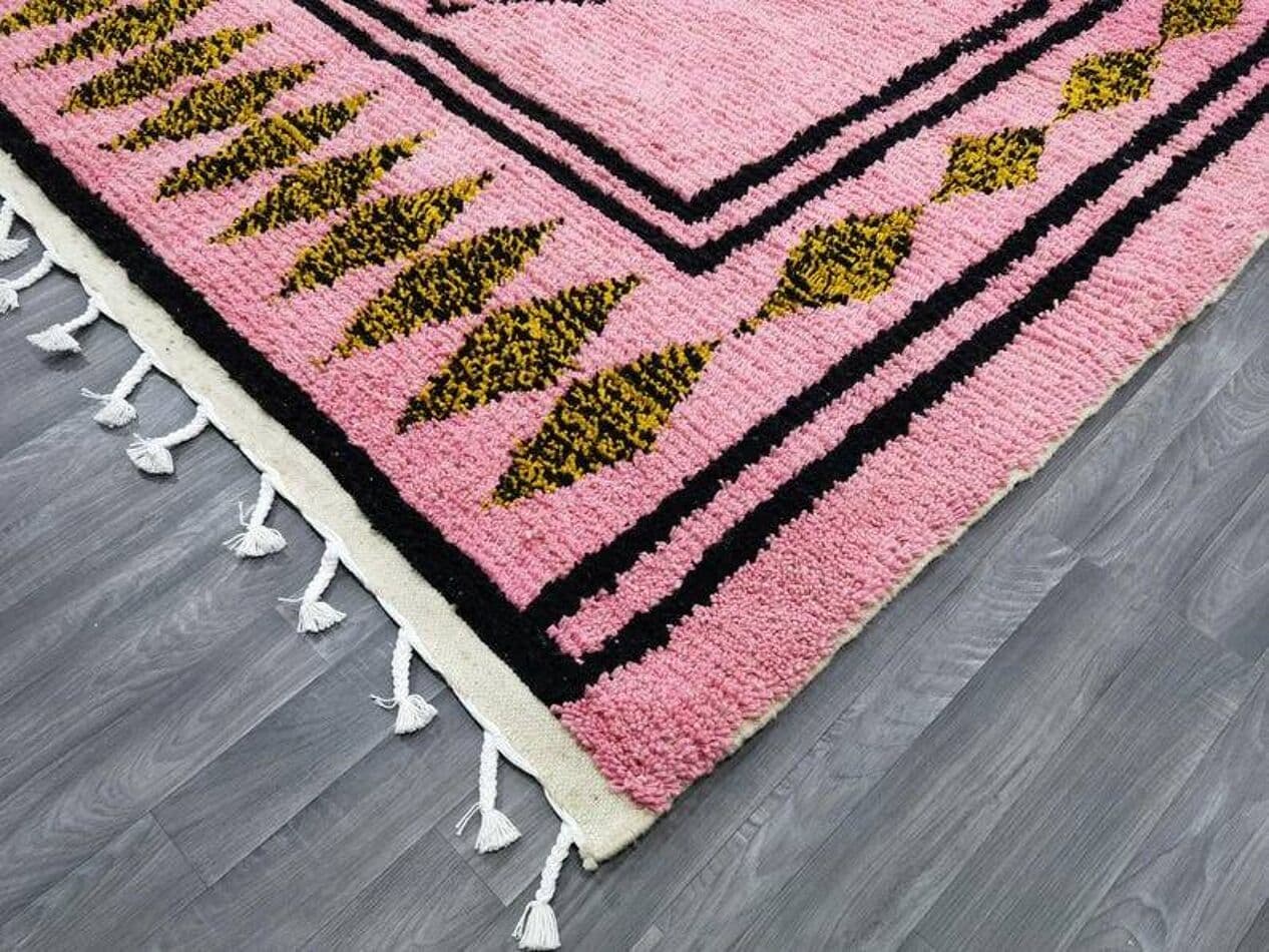 Ręcznie tkany dywan 200x250 cm, wełna, różowy, czarny, zielony, Maroko - 202379