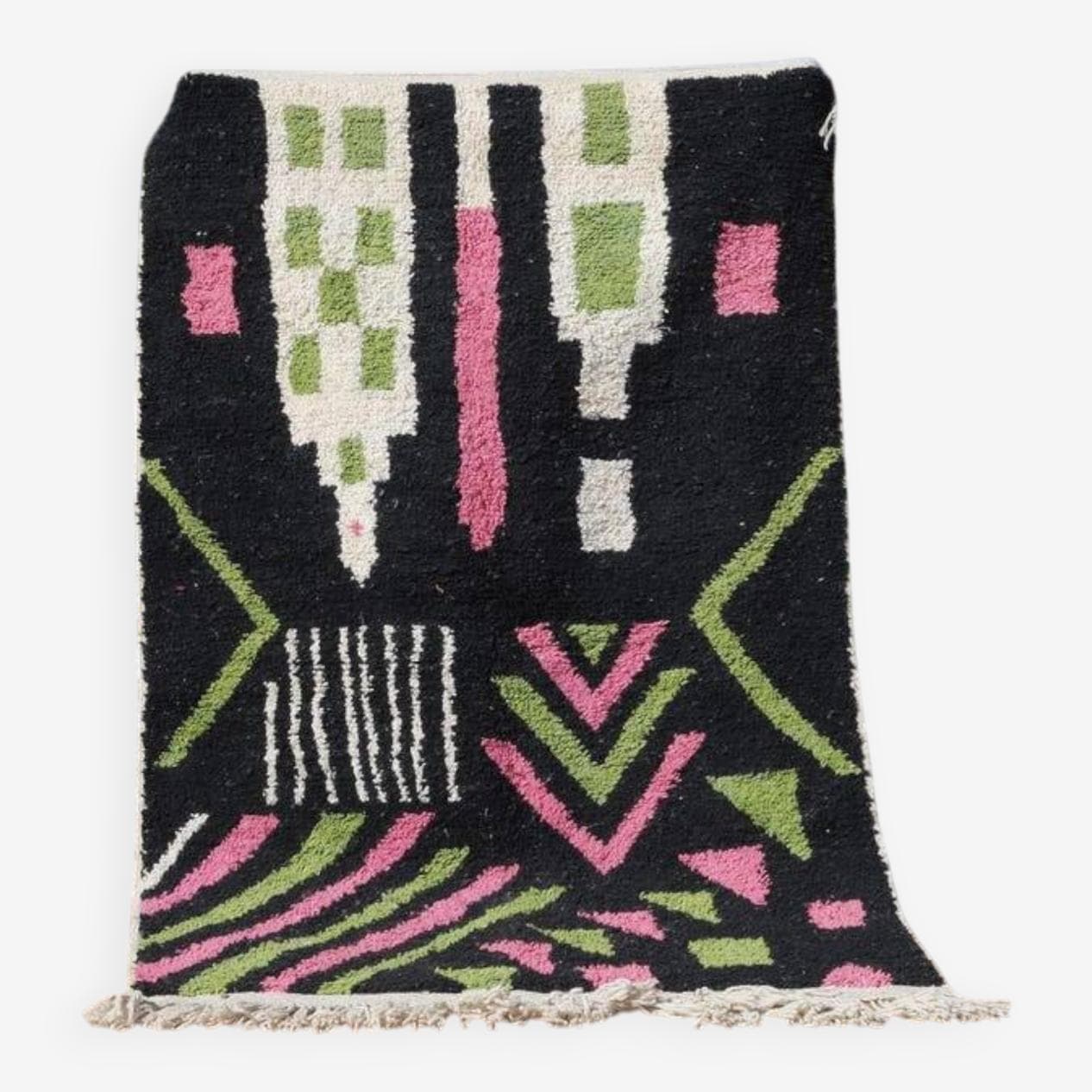 Ręcznie tkany dywan 250x150 cm, wełna, czarny, różowy, zielony, biały, Maroko - 202348