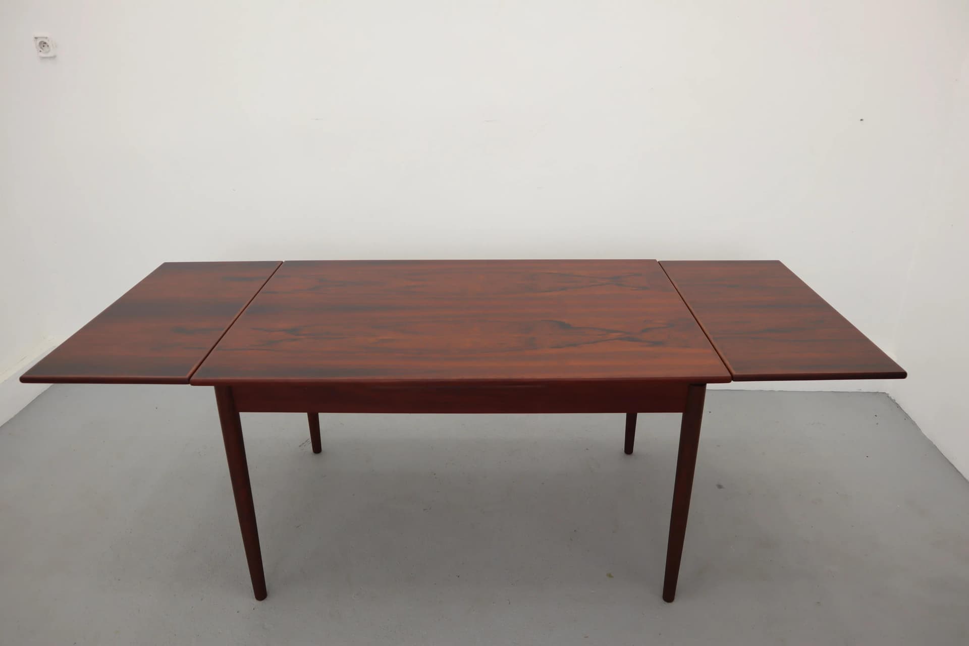Extendable Table, brown rosewood, AM Mobler, Denmark, 1960s. - 14419