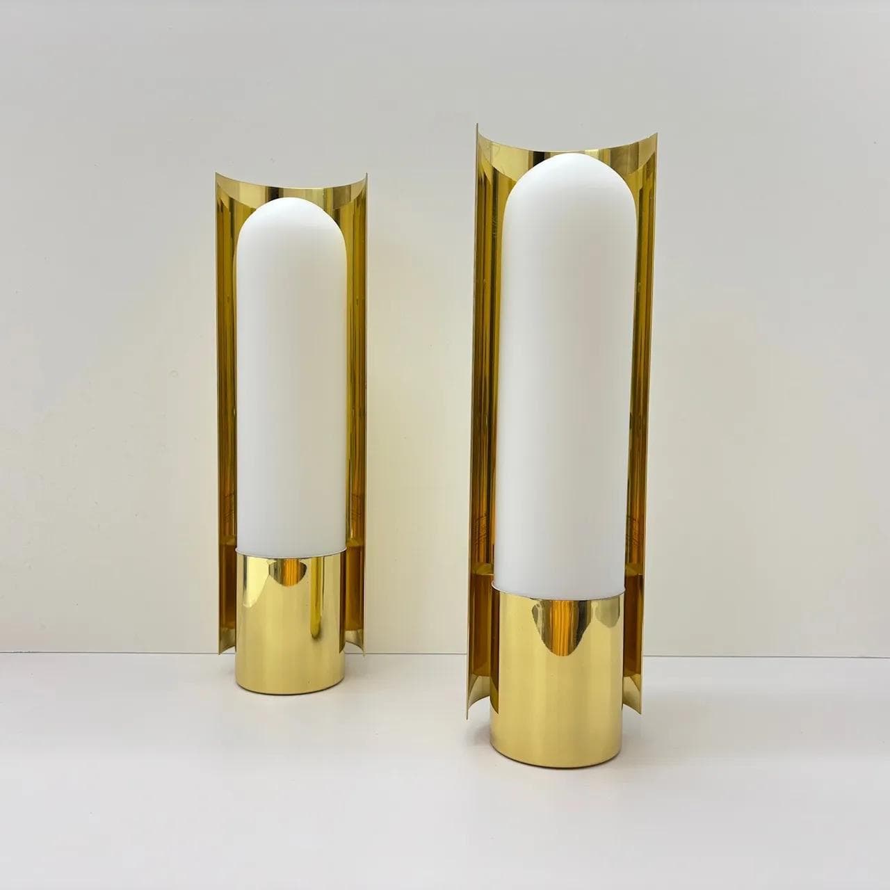 Para kinkietów, złocony mosiądz, szkło opalowe, Glashütte Limburg, Niemcy, lata 80. - 14203