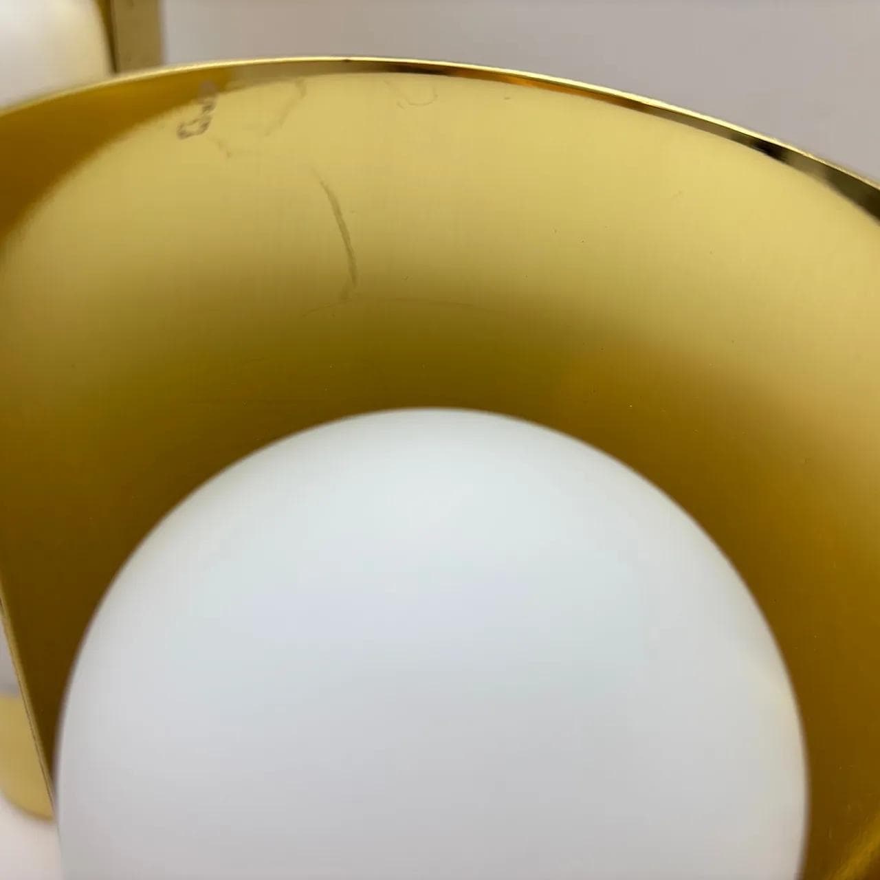 Para kinkietów, złocony mosiądz, szkło opalowe, Glashütte Limburg, Niemcy, lata 80. - 14200