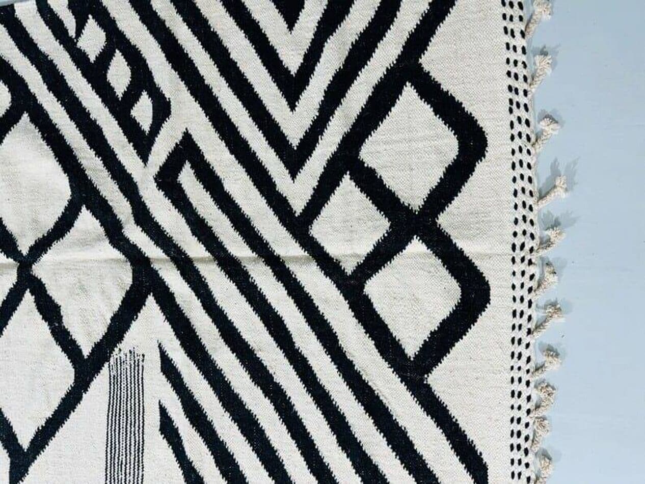 Ręcznie tkany dywan 150x250 cm, wełna, czarny, biały, Maroko - 205529