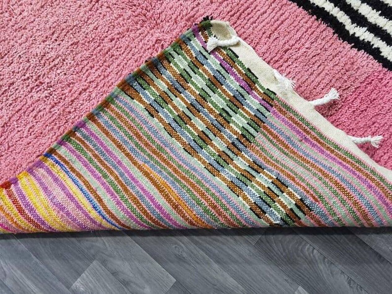 Ręcznie tkany dywan 100x200 cm, wełna, różowy, czarny, biały, Maroko - 204277