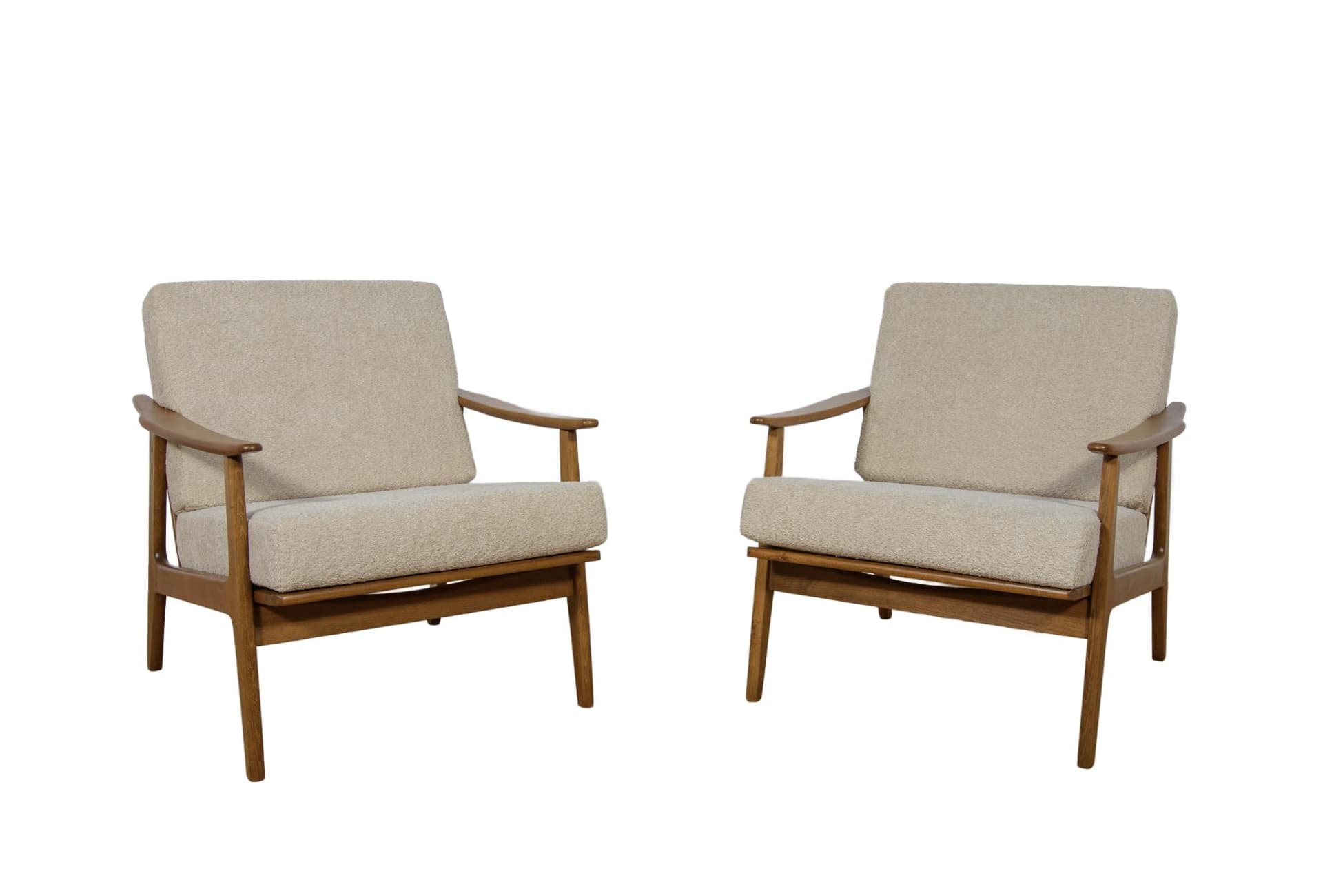 Para foteli Model 5825, boucle kremowy, buk, Polska, lata 60.