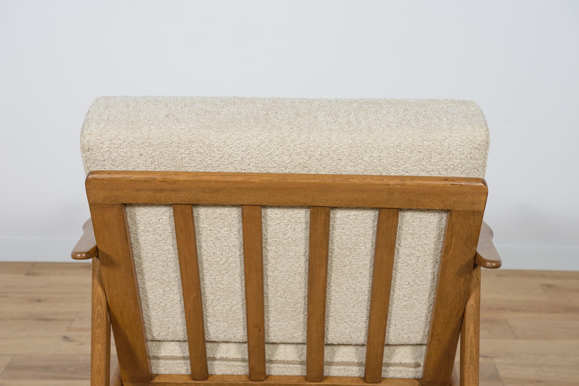 Para foteli Model 5825, boucle kremowy, buk, Polska, lata 60. - 204083