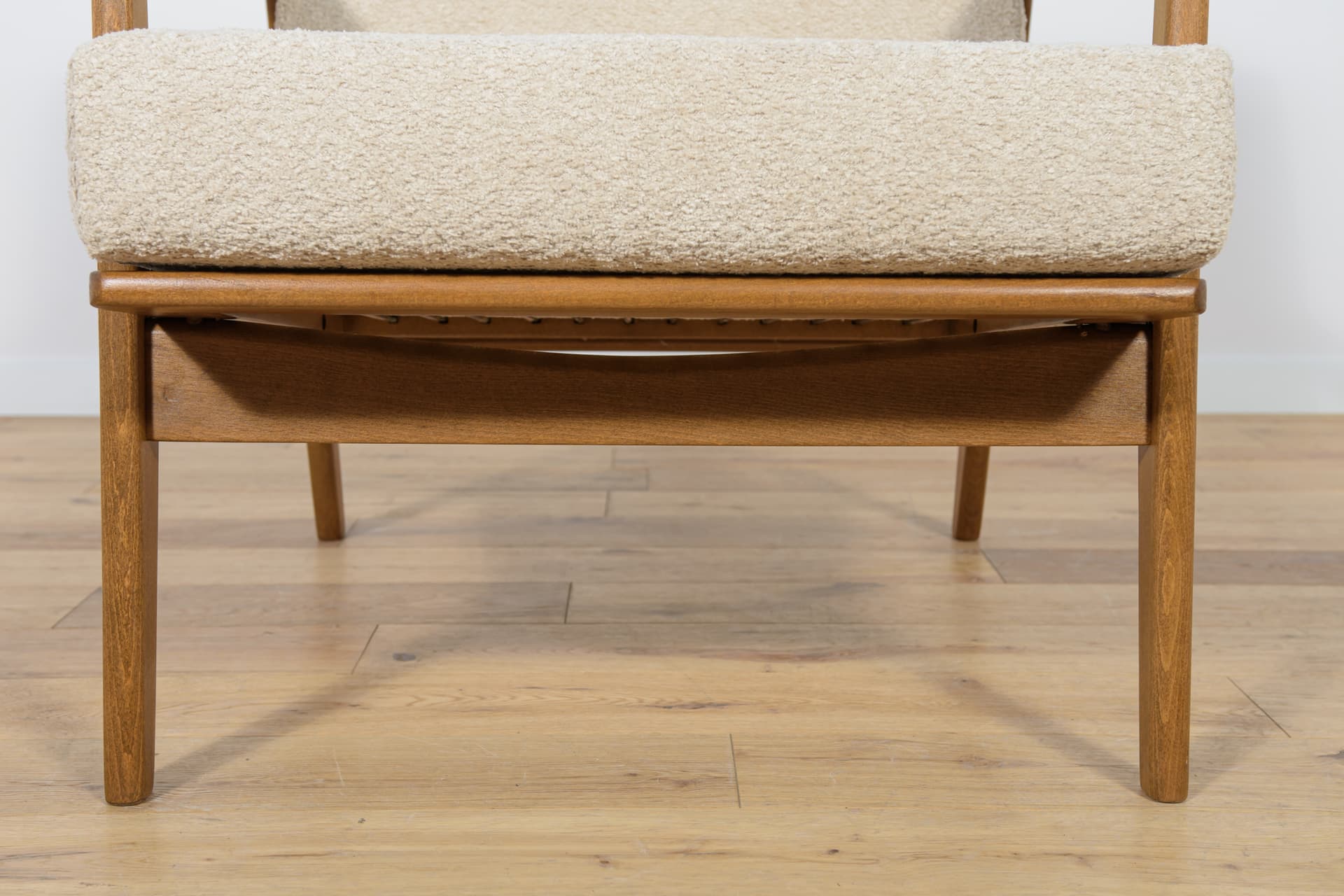 Para foteli Model 5825, boucle kremowy, buk, Polska, lata 60. - 204082