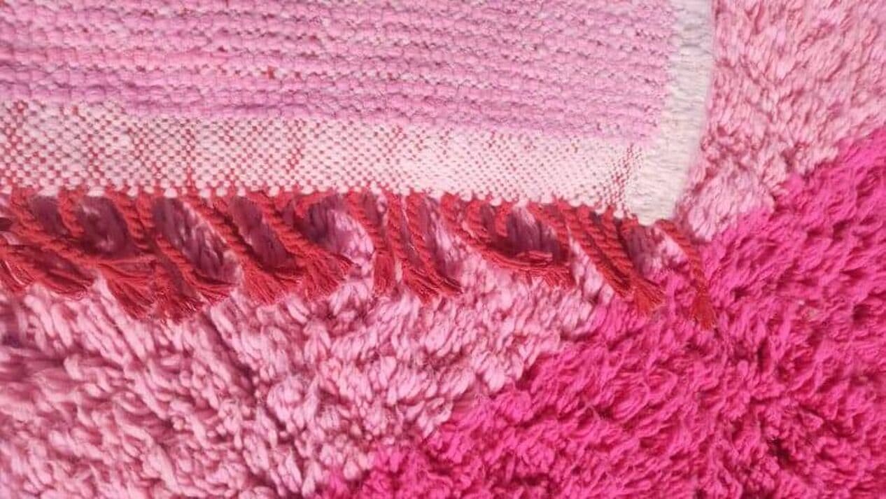 Handwoven rug 150x250 cm, wool, pink, Morocco - 207044