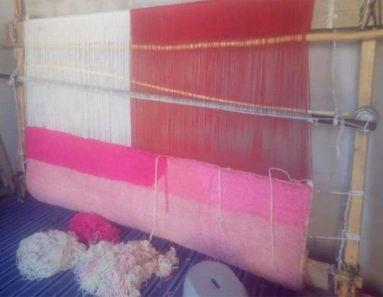 Handwoven rug 150x250 cm, wool, pink, Morocco - 207048