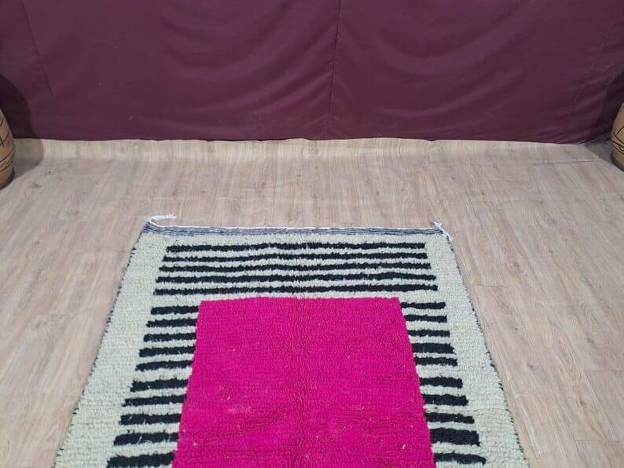 Handwoven rug 150x250 cm, wool, pink, Morocco - 206715