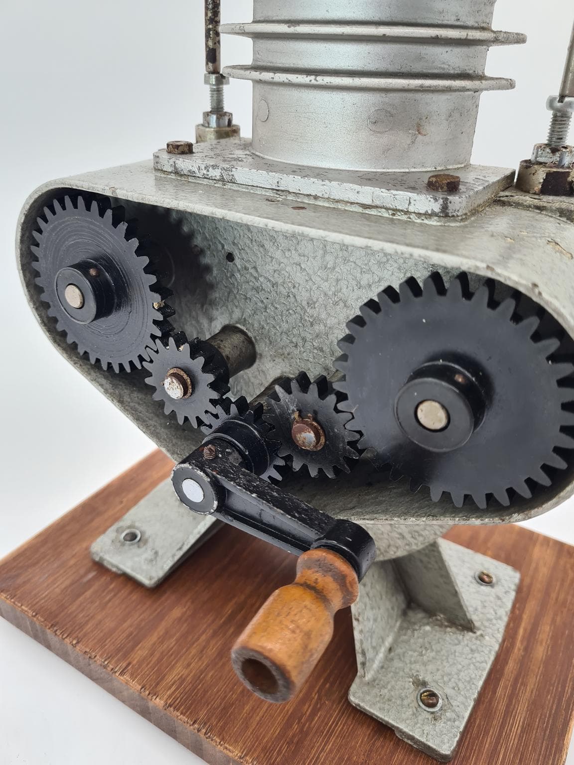 Naukowy model silnika, lata 60. XX wieku - 206042