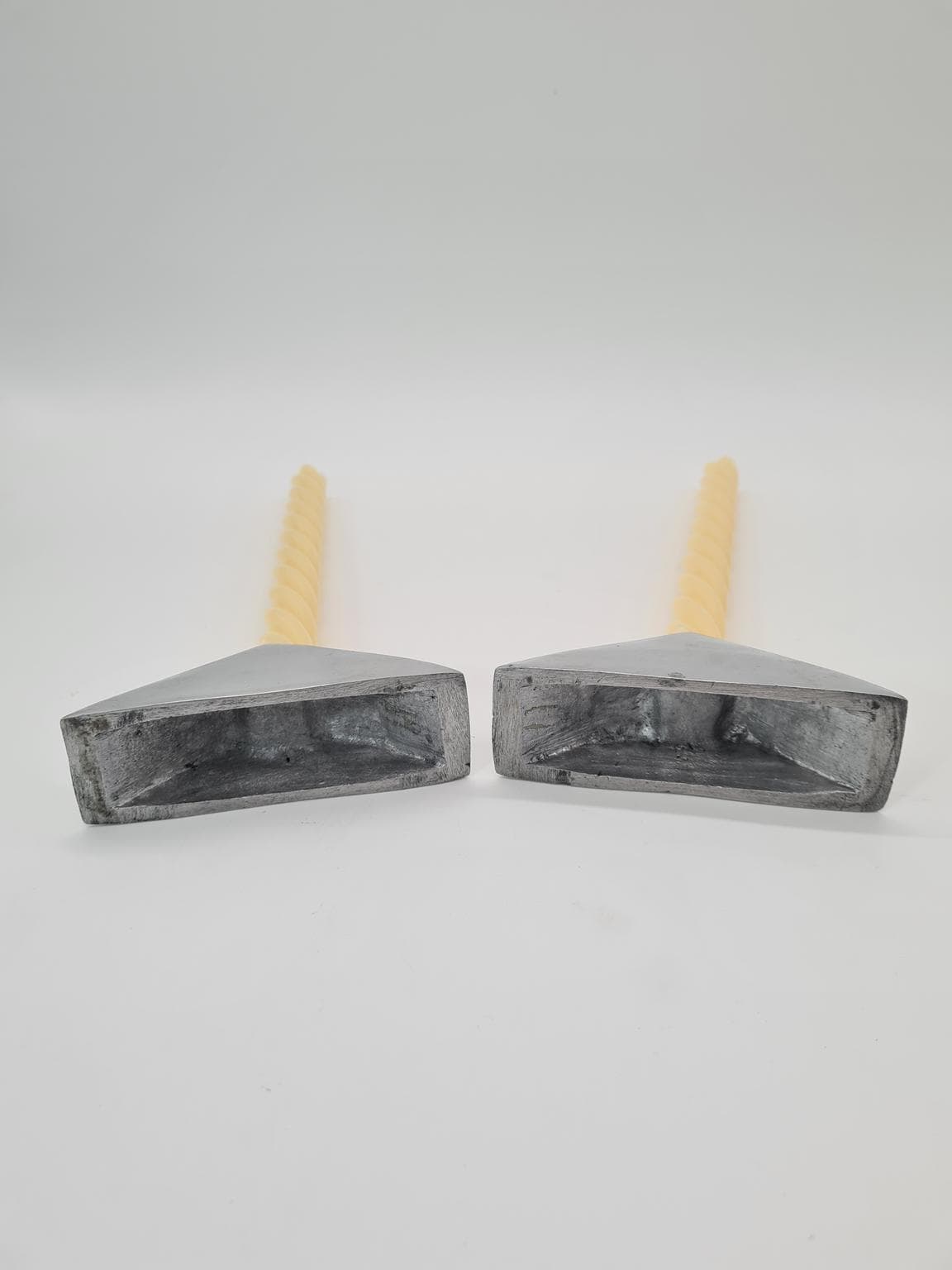 Nowoczesne świeczniki z polerowanego aluminium, lata 2000., zestaw 2 szt. - 206080