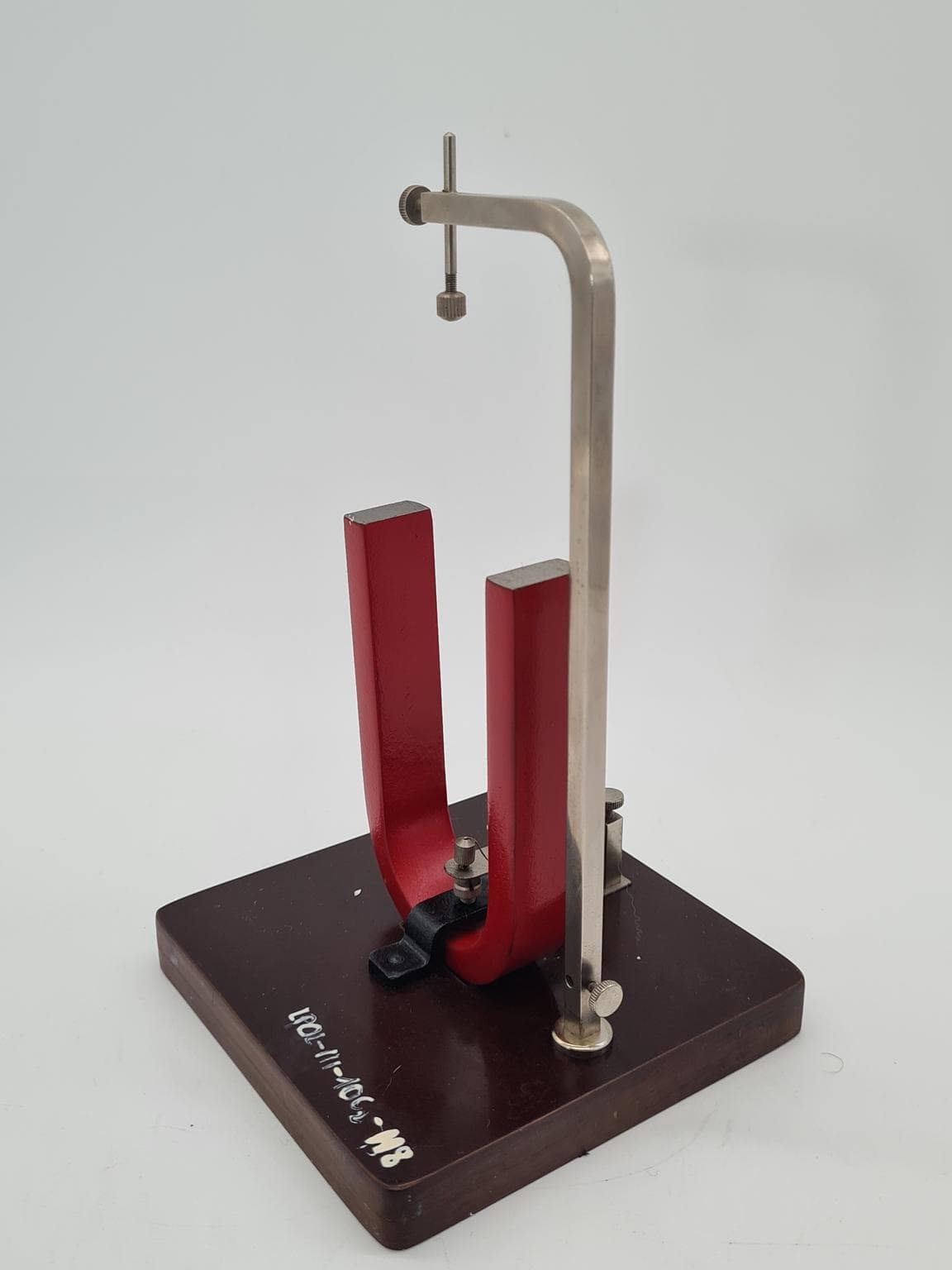 Stary model demonstracyjny polskiej pomocy z magnesem, lata 60. XX wieku - 206114