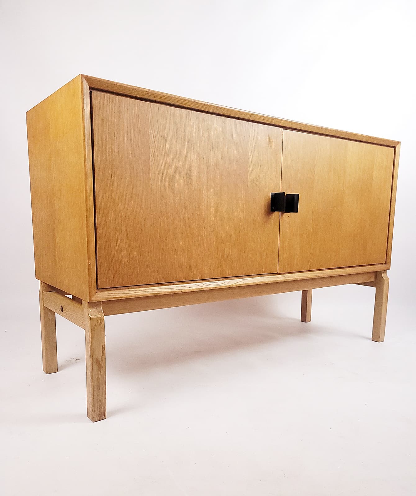 Komoda, dąb jasnobrązowy, proj. M. Grabiński, Ikea, Szwecja, lata 60. - 206150