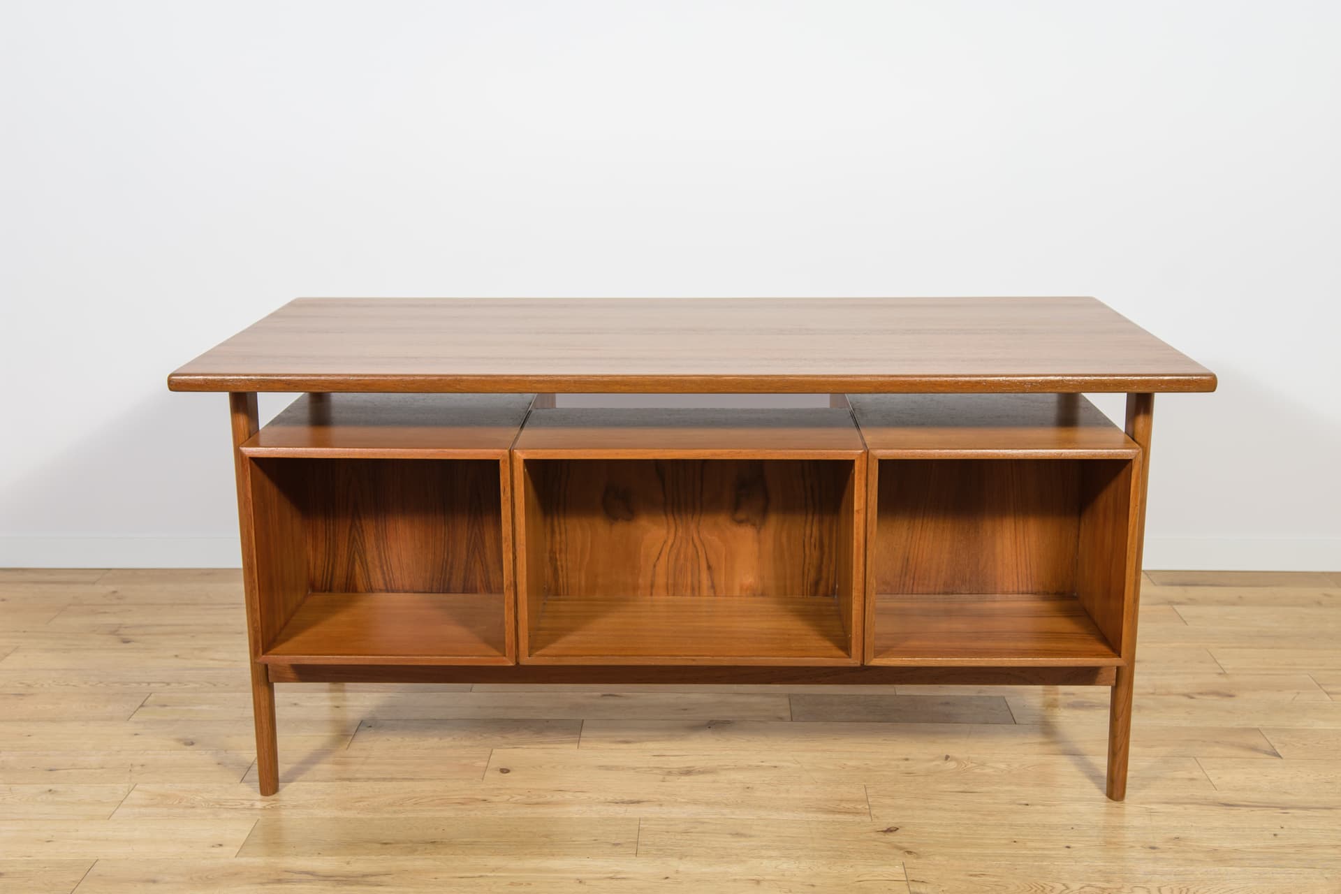 Biurko, teak brązowy, proj. K. Kristiansen, Feldballes Møbelfabrik, Dania, lata 60. - 206462