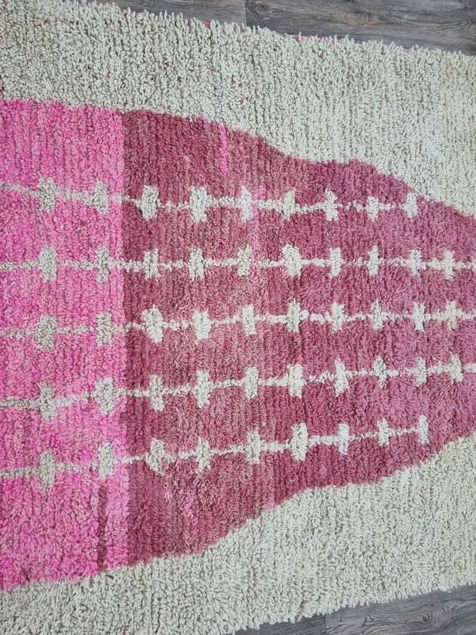 Ręcznie tkany dywan 150x250 cm, wełna, beżowy, różowy, biały, niebieski, zielony, bordowy, Maroko - 208204