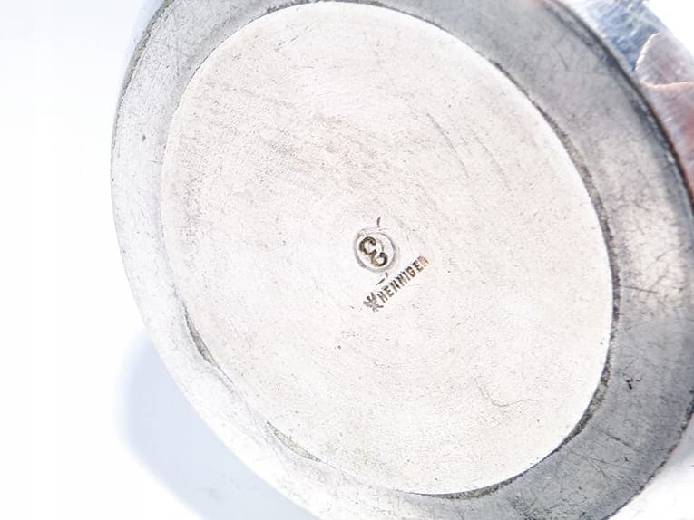 Mlecznik giloszowany, srebrny, mosiądz platerowany srebrem, Henniger, Polska, XIX w. - 207383