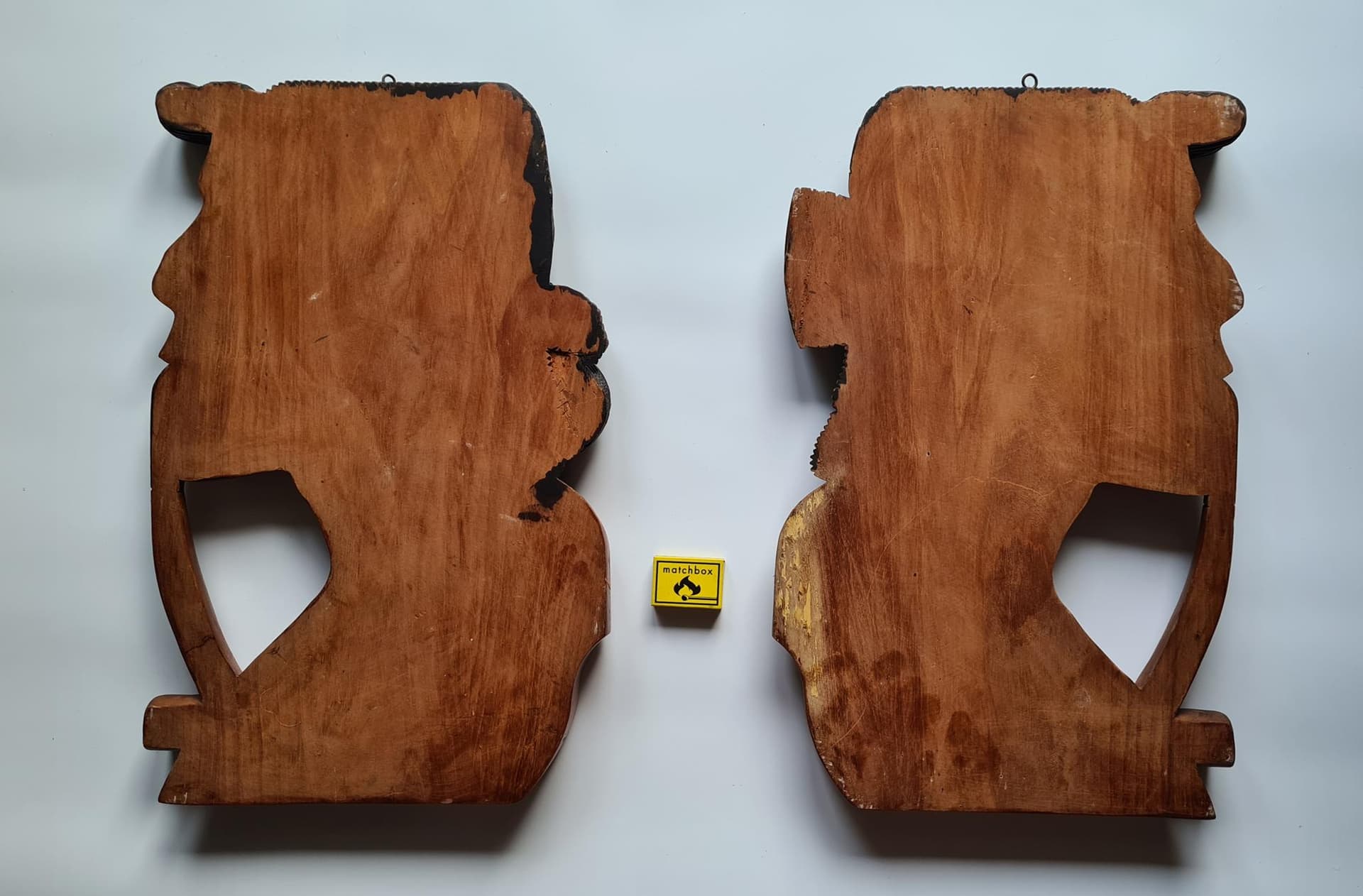 Duże rzeźby ścienne z lat 70. XX wieku, zestaw 2 sztuk., zestaw 2 sztuk - 207484