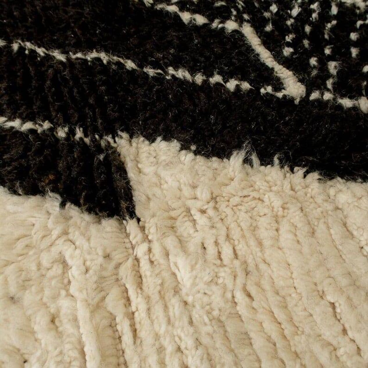 Handwoven rug 140x260 cm, wool, black, white, Morocco - 207772