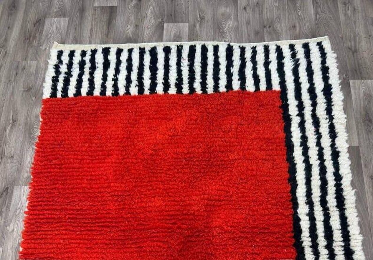 Handwoven rug 150x250 cm, wool, red, Morocco - 207745