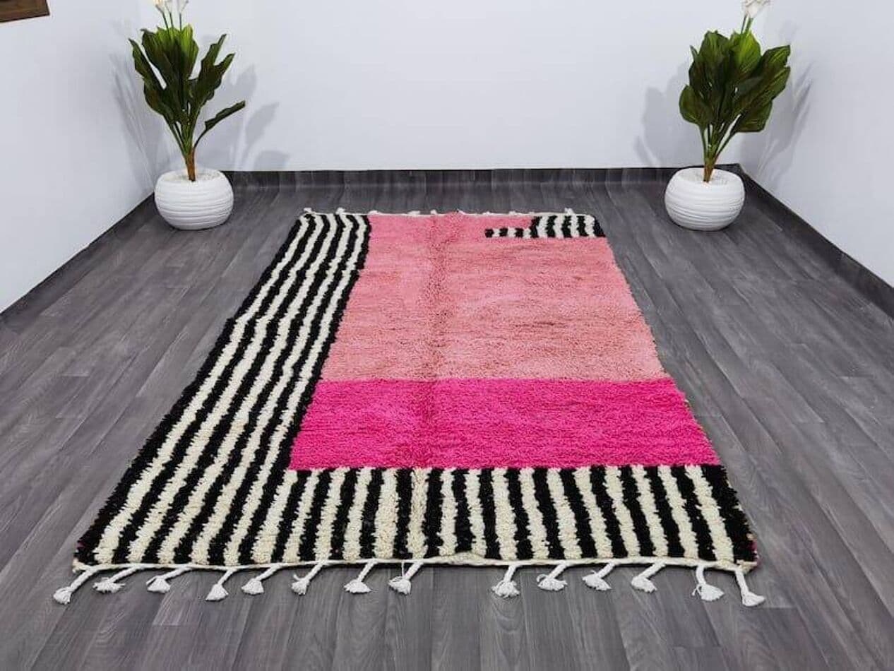 Handmade rug 150x250 cm, wool, pink, black, ivory, Morocco - 208610
