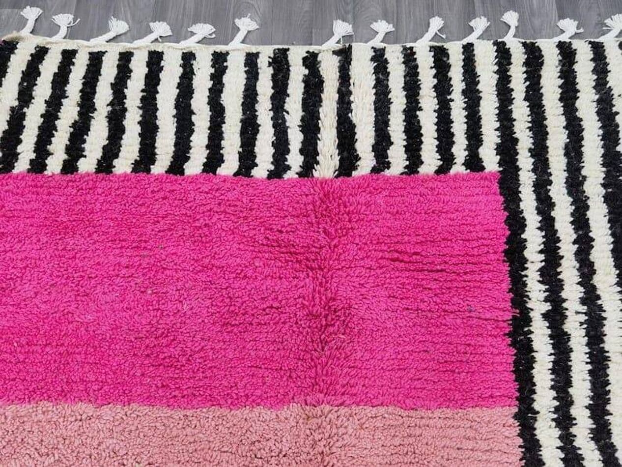 Handmade rug 150x250 cm, wool, pink, black, ivory, Morocco - 208613