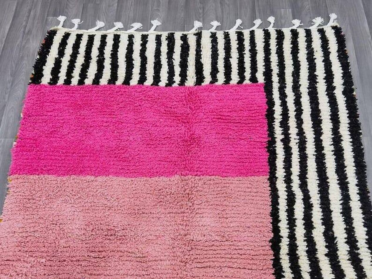 Handmade rug 150x250 cm, wool, pink, black, ivory, Morocco - 208612
