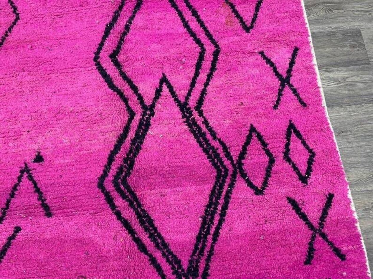 Handwoven rug 150x250 cm, wool, pink, Morocco - 210074
