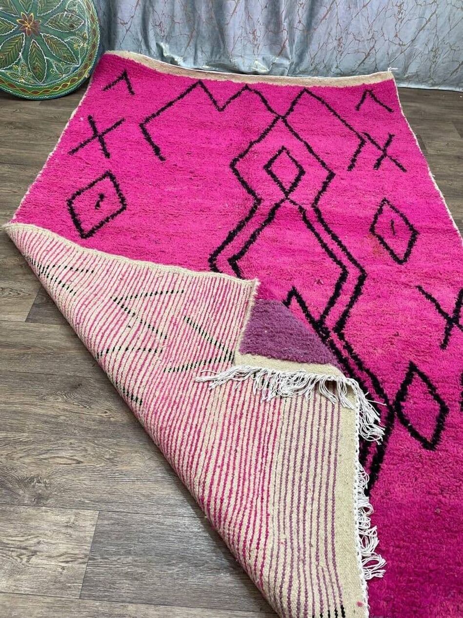 Handwoven rug 150x250 cm, wool, pink, Morocco - 210077