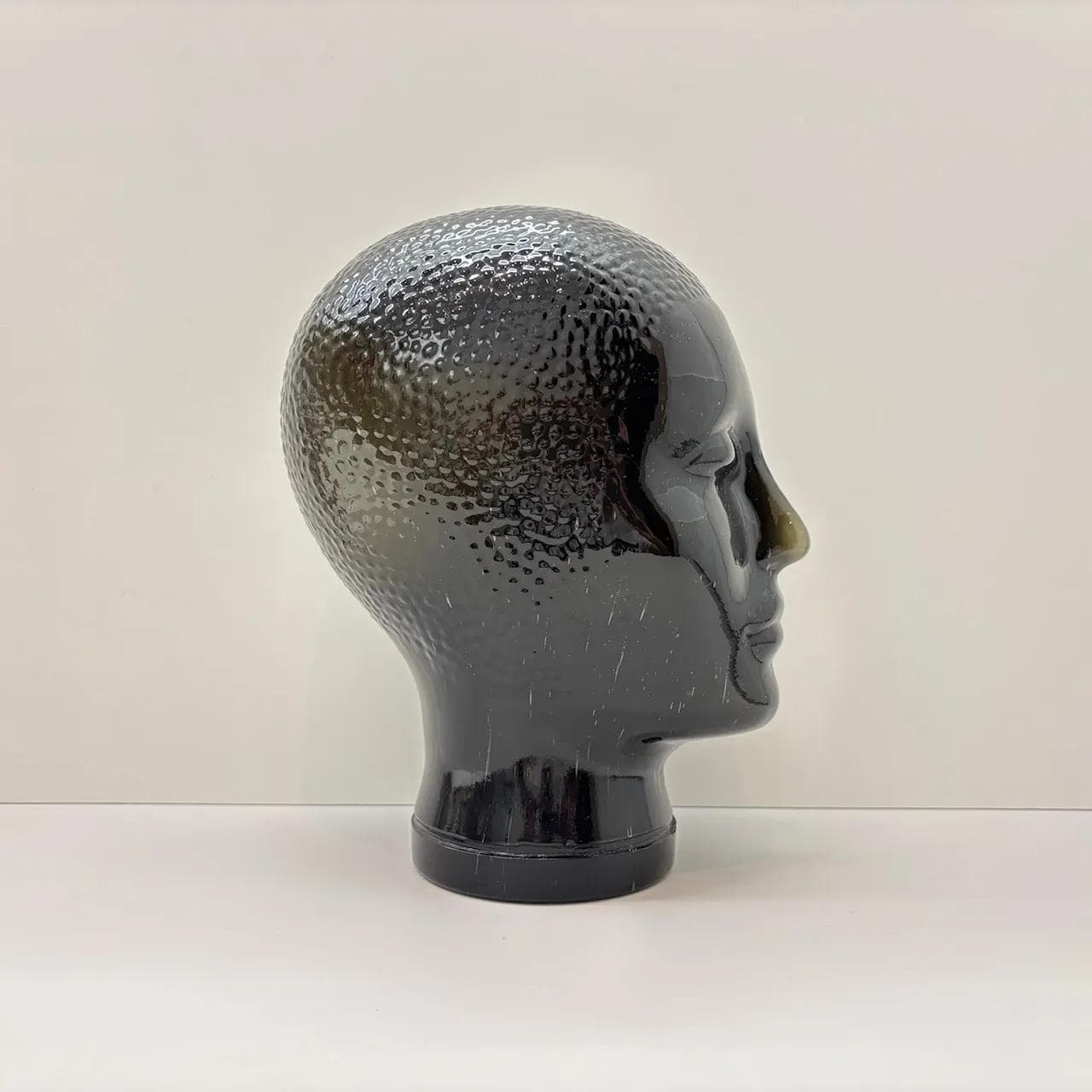 Decorative head, green glass, Germany, 1980s. - 15298