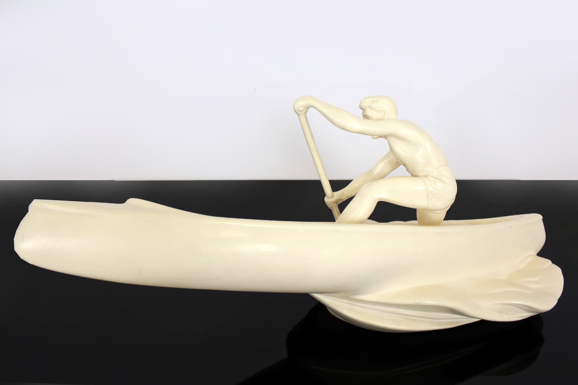Figurka wioślarza, kość słoniowa, ceramika, Jihokera Bechyně, Czechy, lata 50. - 210743
