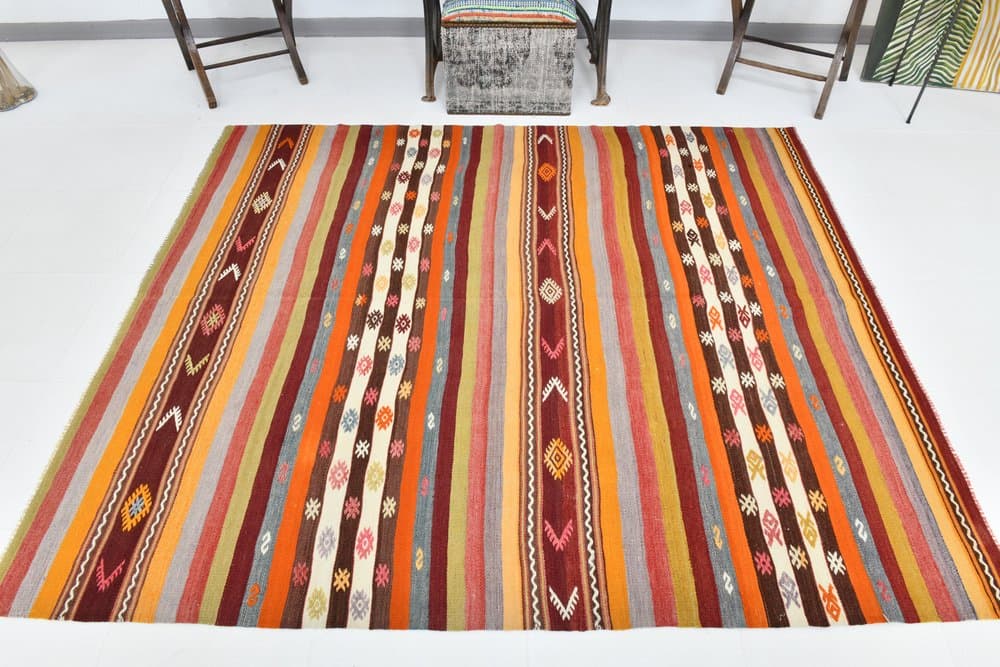 Kilim 210x178 cm, koralowy, czerwony, wełna, lata 70. - 211060