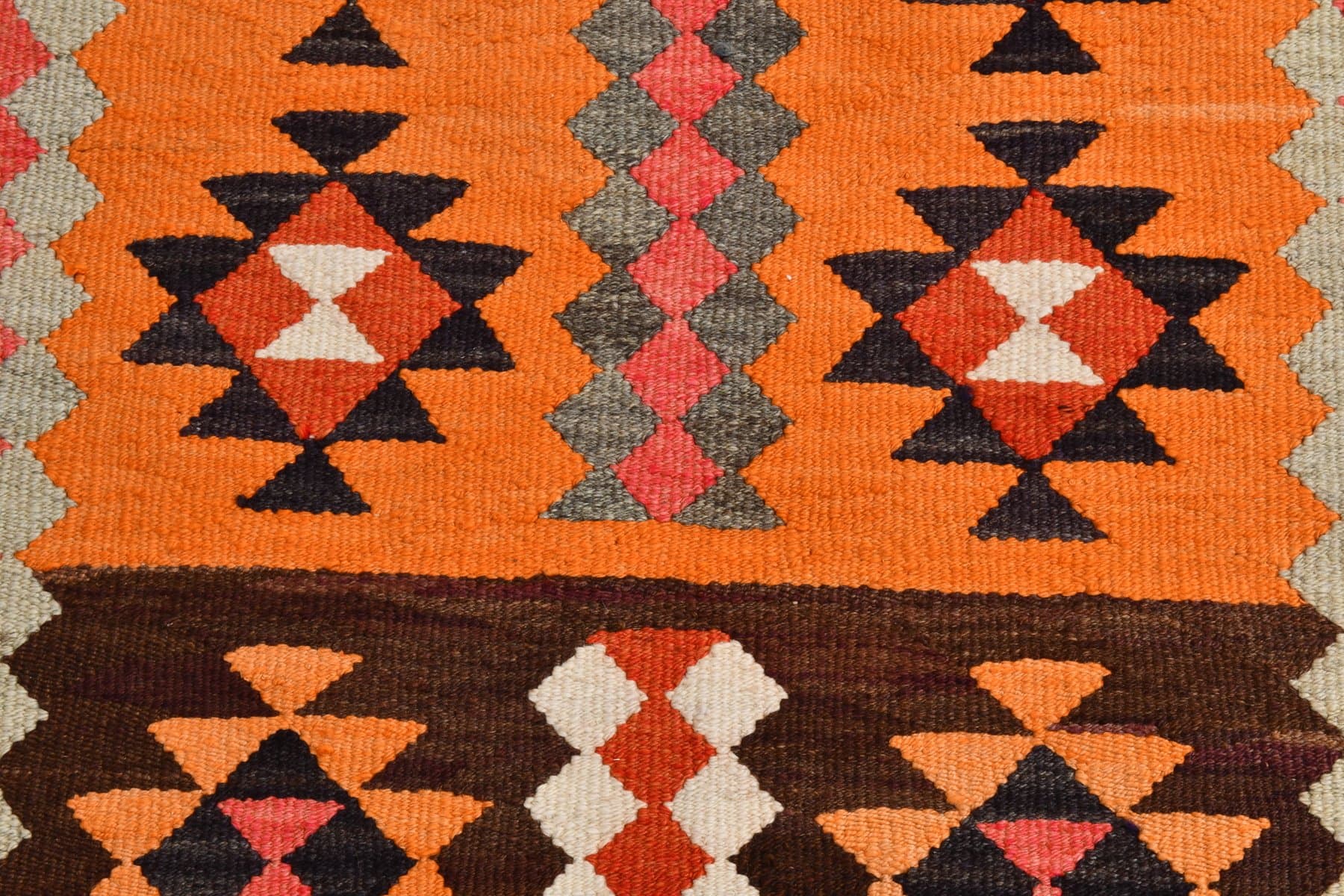 Chodnik kilimowy 330x93 cm, czarny, brązowy, wełna, Turcja, lata 60. - 211263