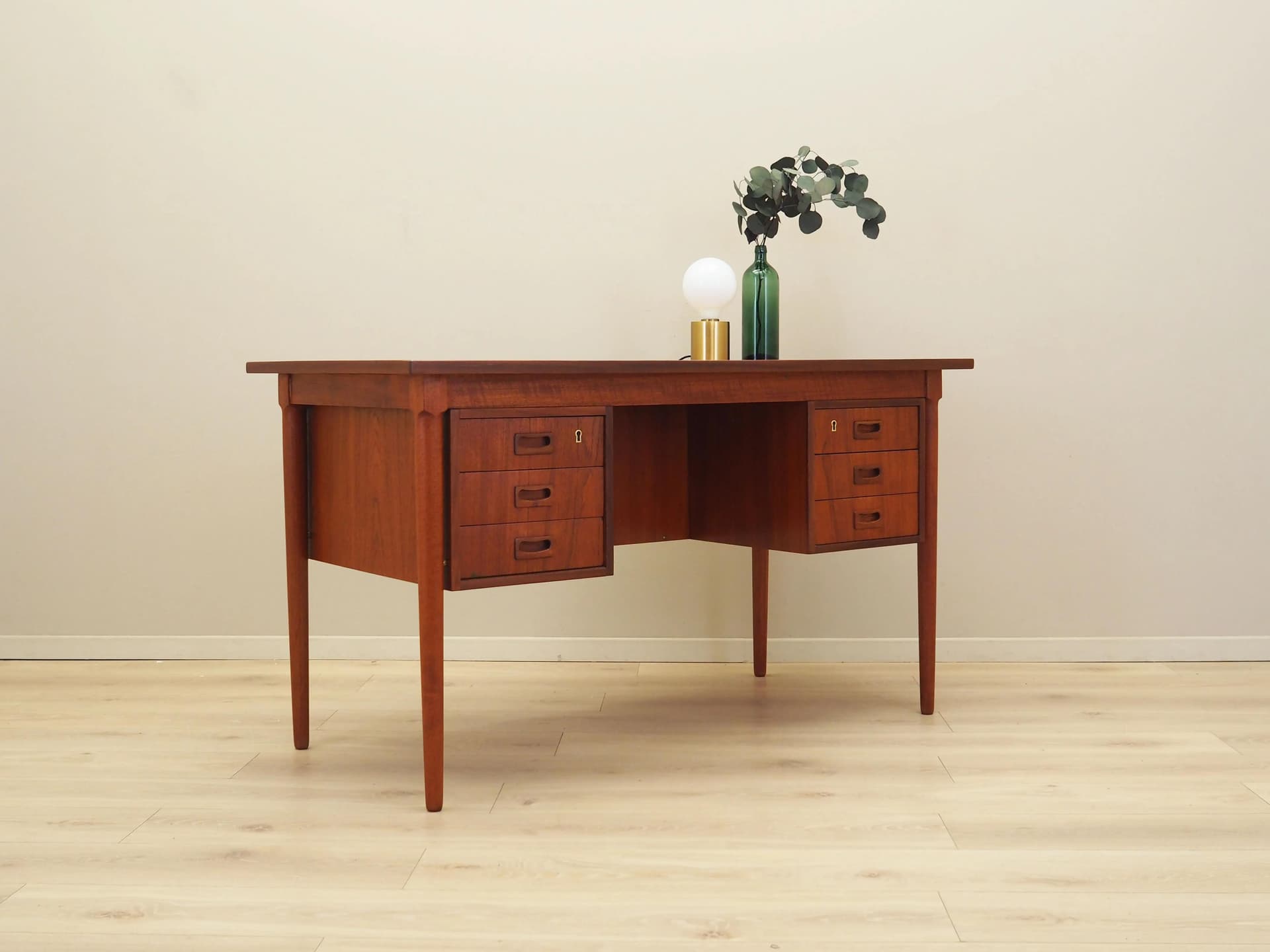 Biurko tekowe, pomarańczowy, teak, Dania, lata 70. - 15347