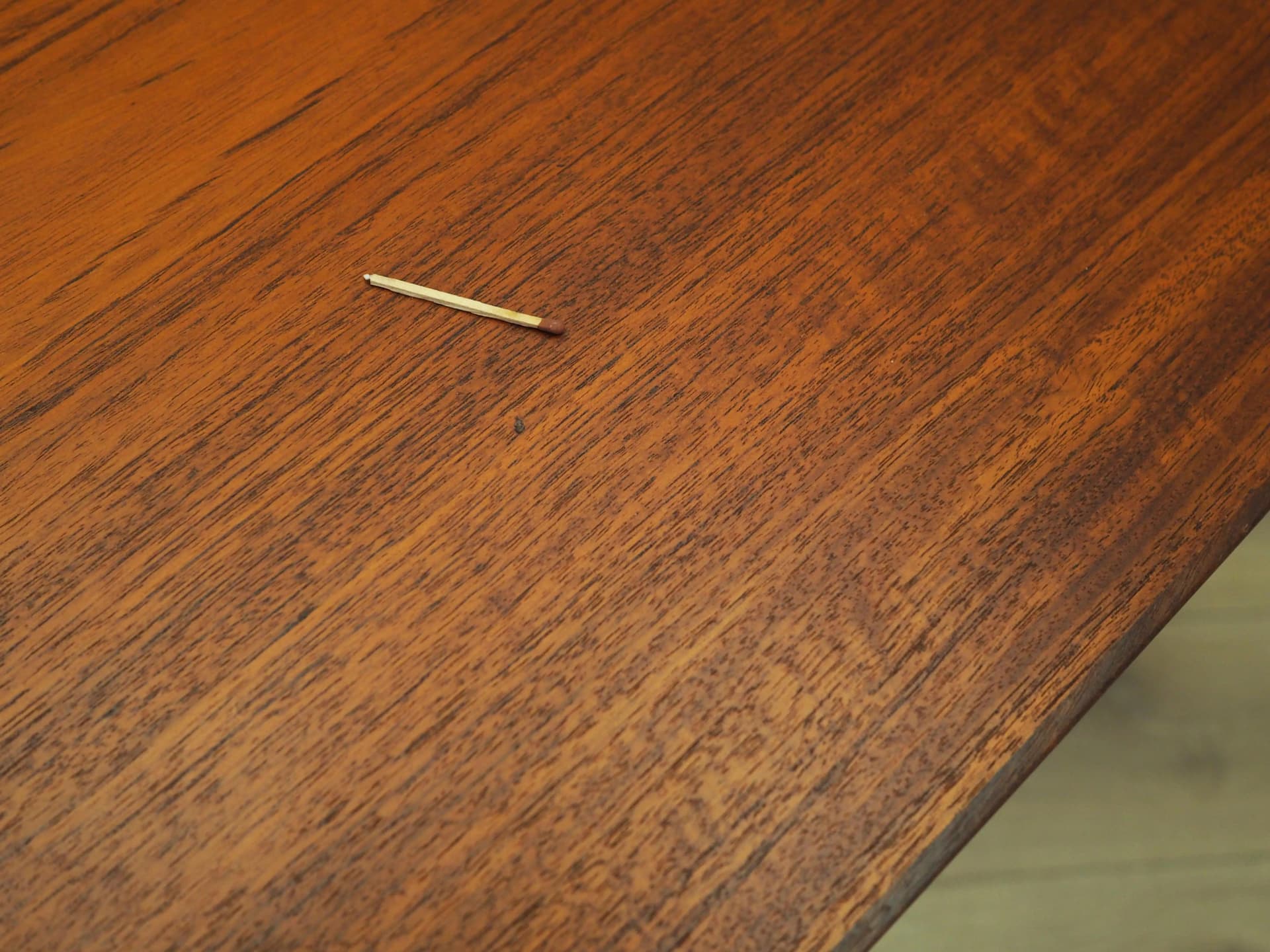 Biurko tekowe, pomarańczowy, teak, Dania, lata 70. - 15350