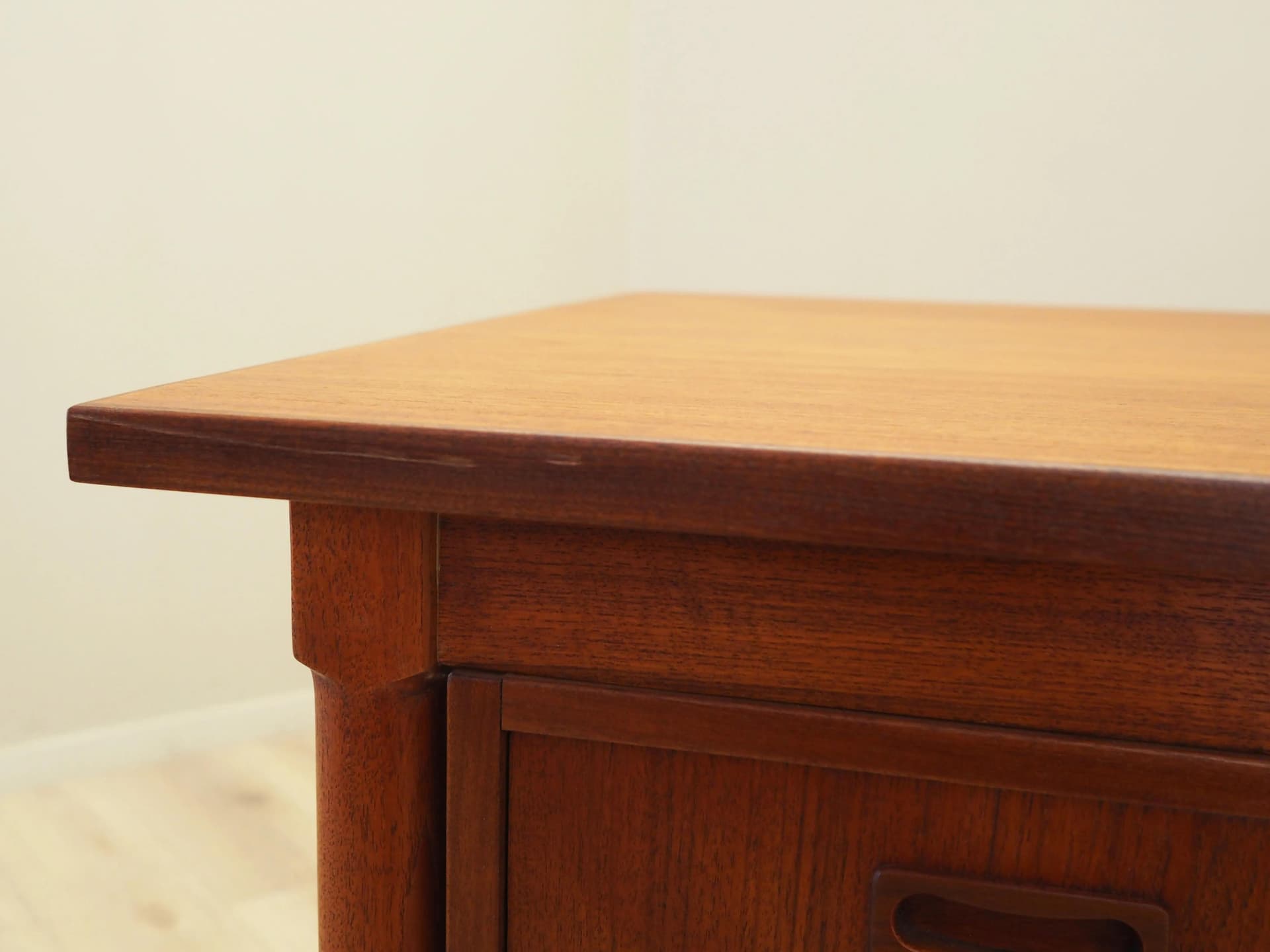 Biurko tekowe, pomarańczowy, teak, Dania, lata 70. - 15353