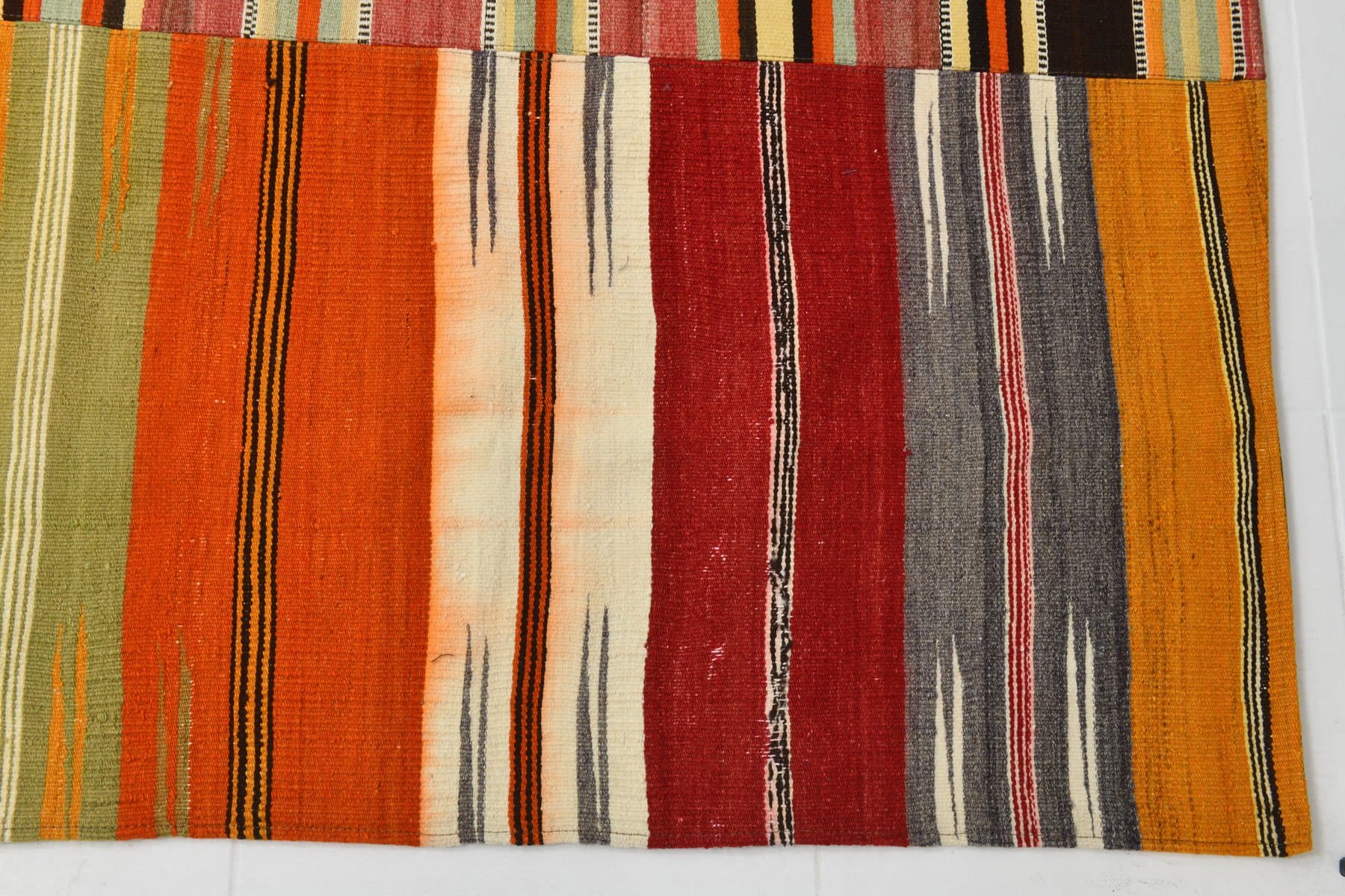 Kilim 353x257 cm, brązowy, wełna, lata 70. - 211142