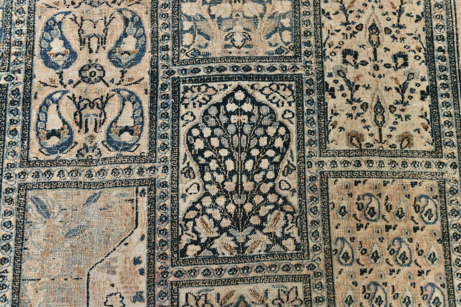 Rug 386x266 cm, grey, wool, Turkey, 1970s. - 211532