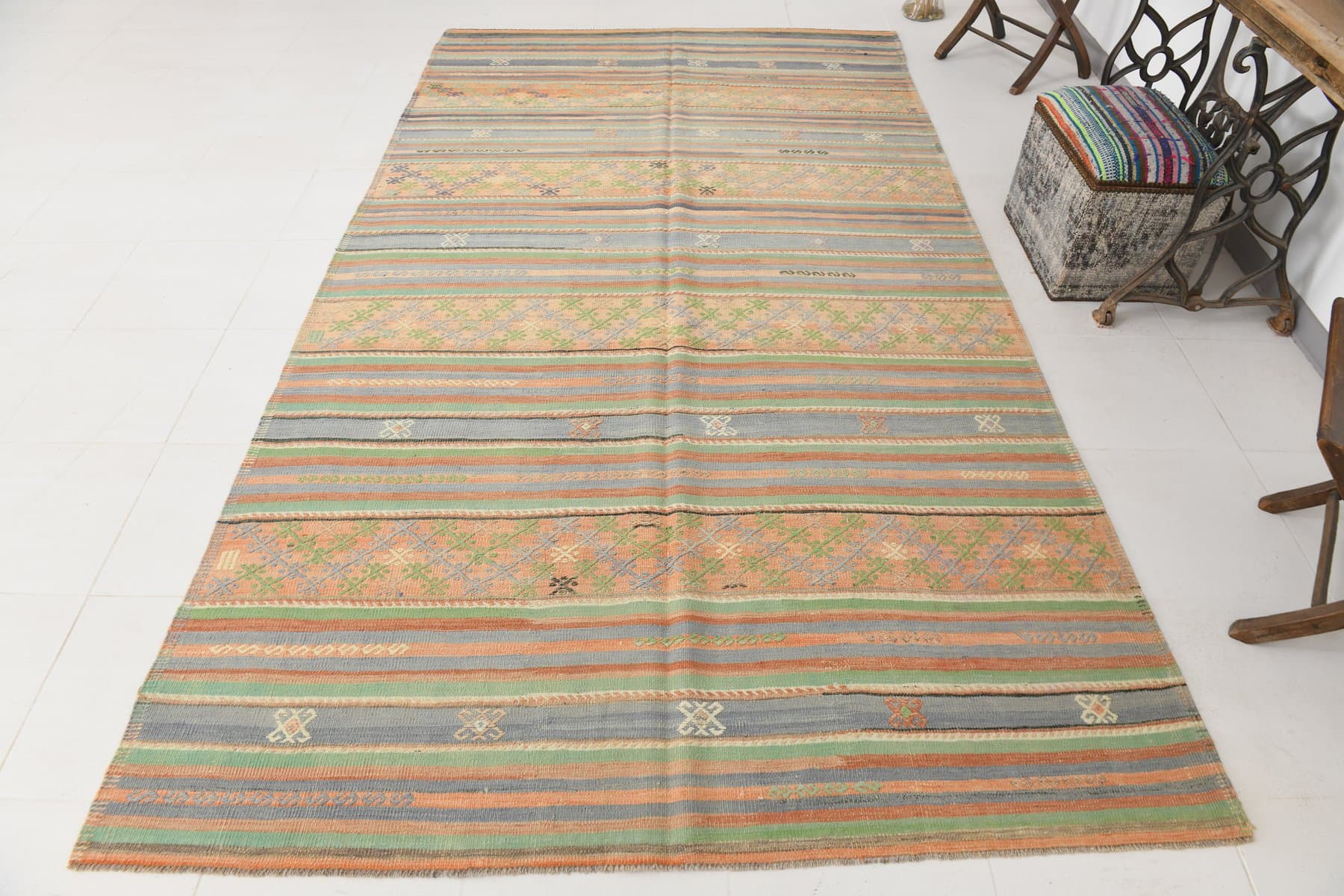 Kilim 185x326 cm, beżowy, niebieski, wełna, Turcja, lata 60. - 211505