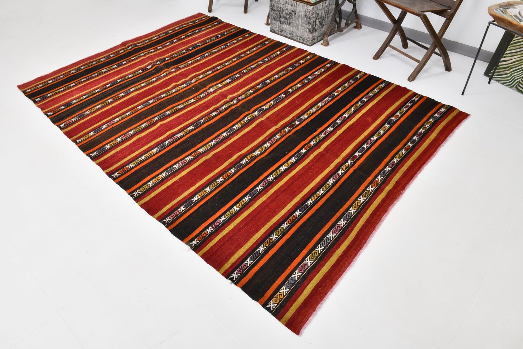 Kilim 269x184 cm, czerwony, czarny, wełna, Turcja, lata 60. - 212116