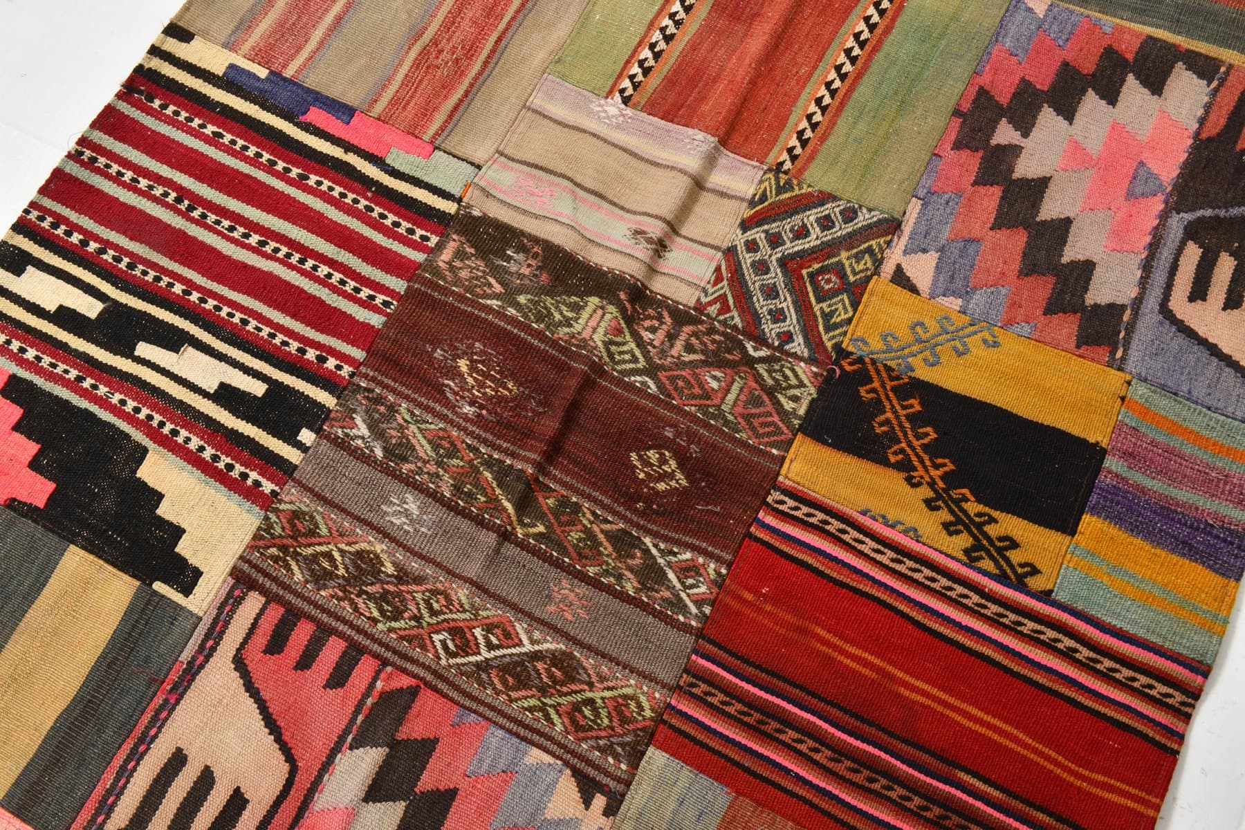 Kilim 133x183 cm, brązowy, zielony, wełna, lata 70. - 212007