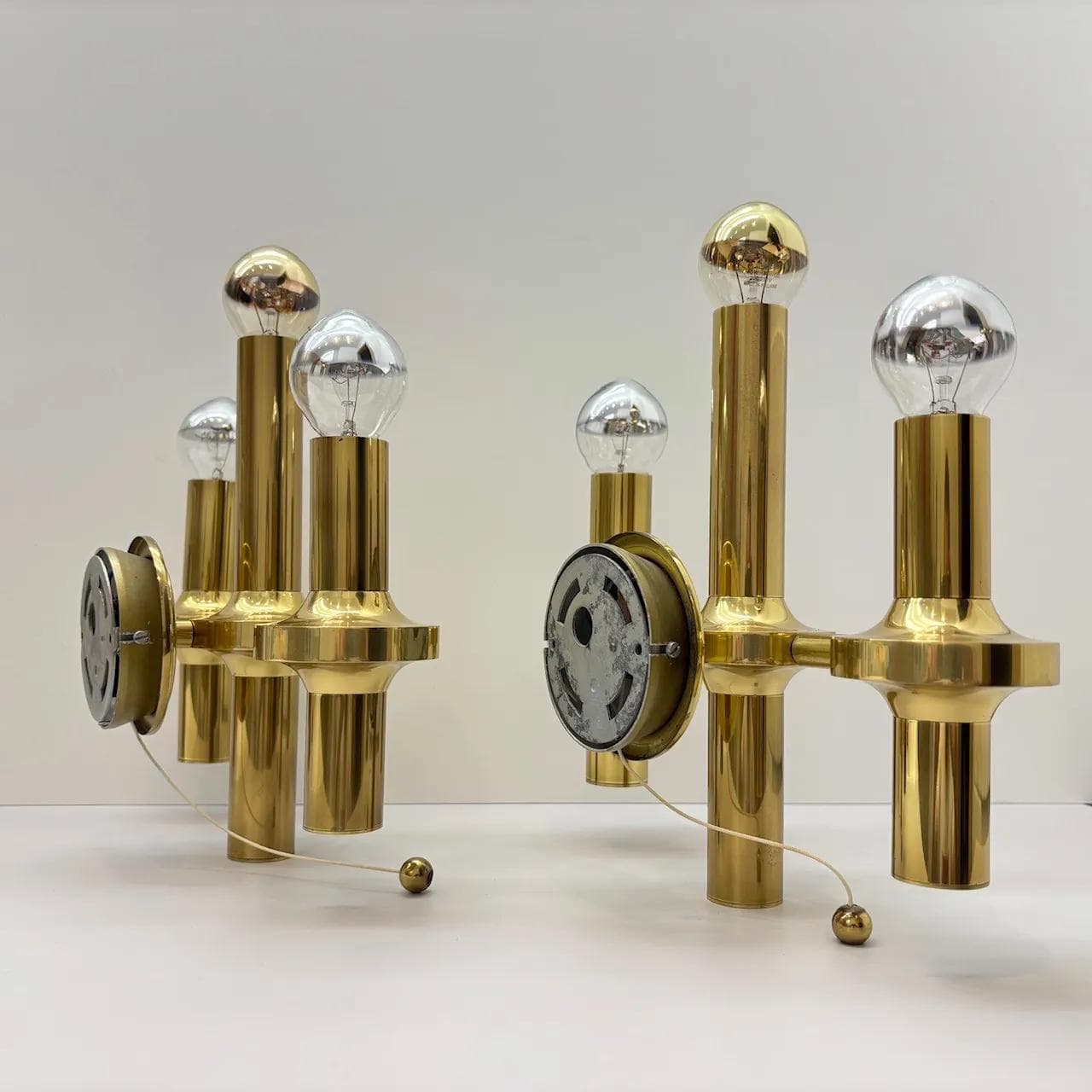 Pair of wall sconces, gilt brass, by G. Sciolari, Italy, 1970s. - 15463