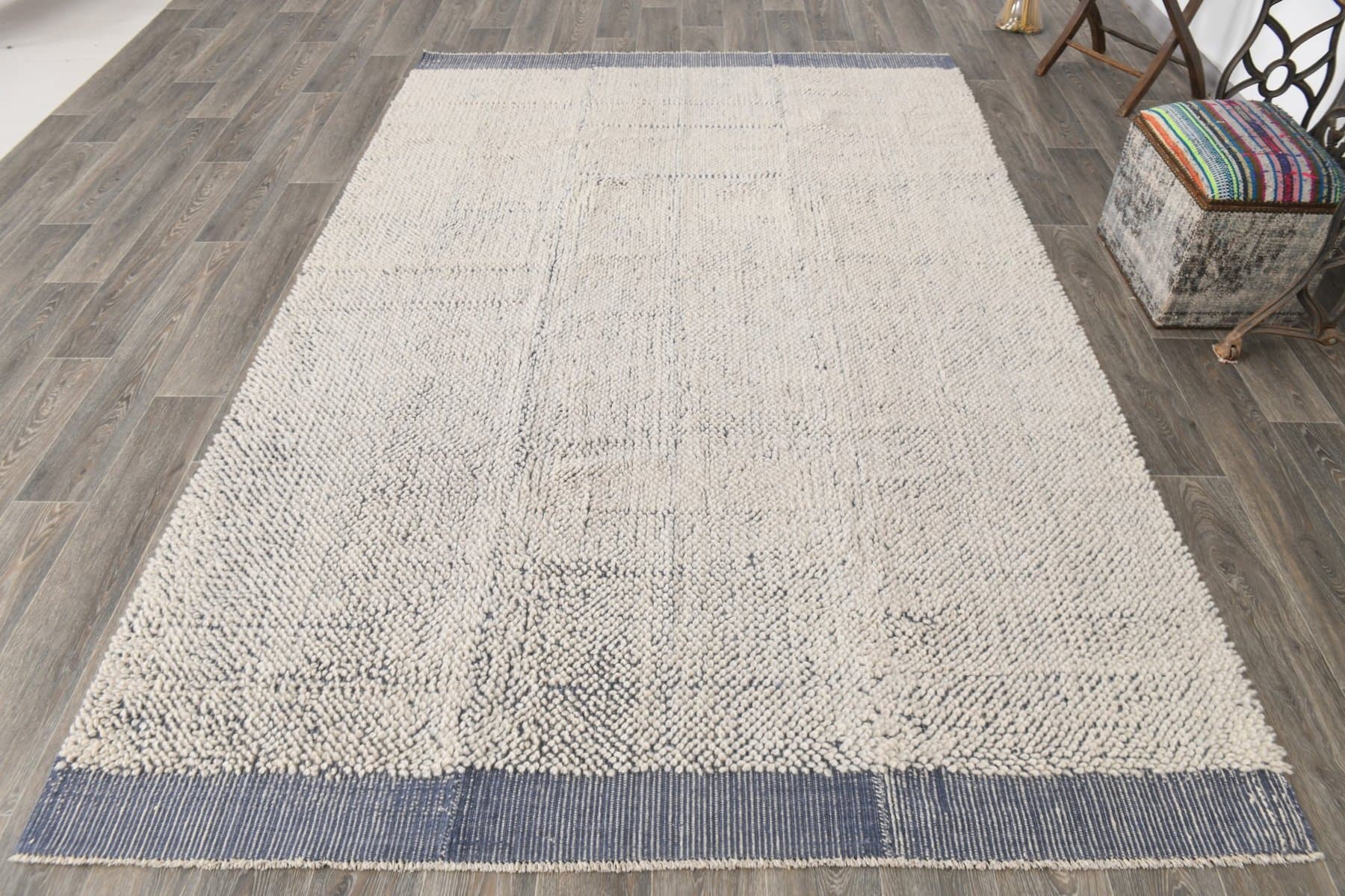 Kilim 303x194 cm, biały, niebieski, wełna, lata 90. - 212531