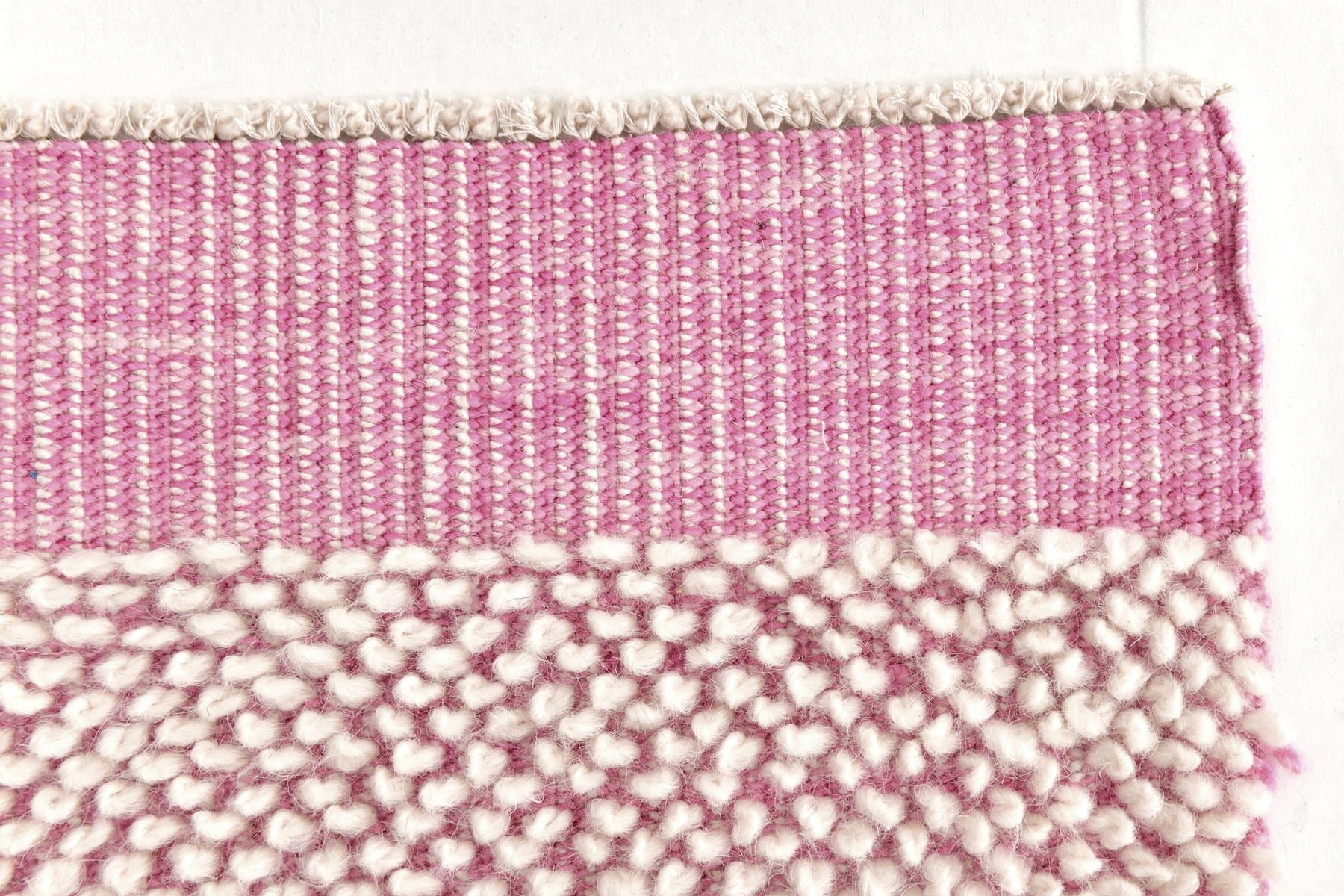 Kilim 87x65 cm, różowy, wełna, lata 70. - 212527