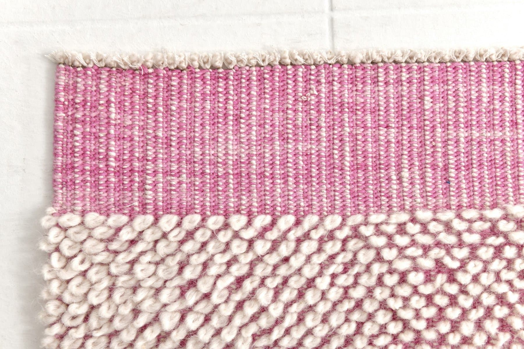 Kilim 87x65 cm, różowy, wełna, lata 70. - 212526