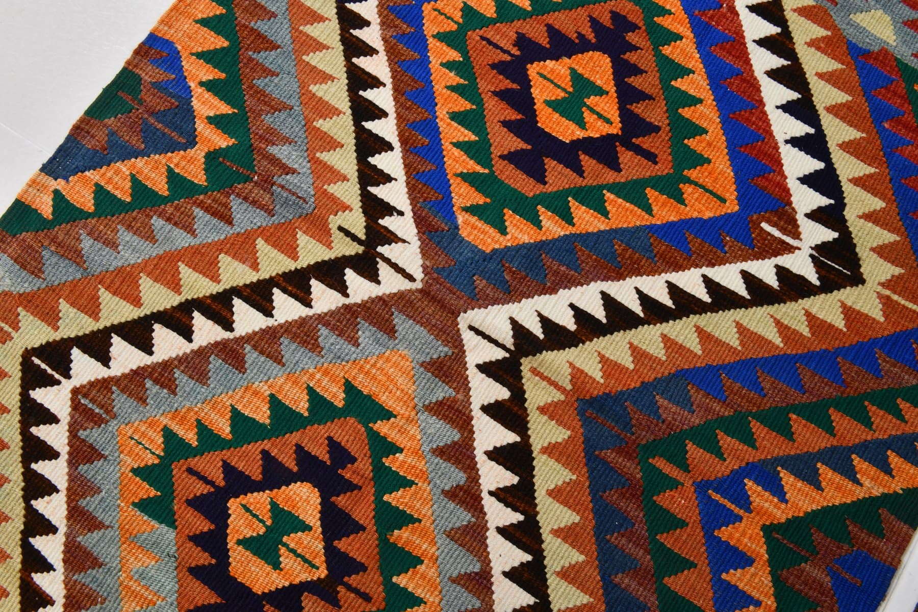 Kilim 127x89 cm, czerwony, wełna, Turcja, lata 70. - 212309