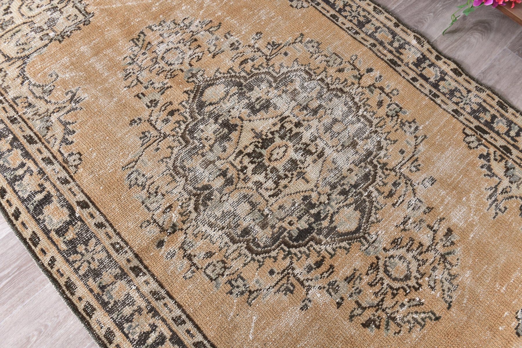 Dywan 216x122 cm, beżowy, wełna, Turcja, lata 70. - 212193