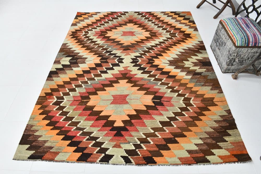Kilim 225x176 cm, brązowy, czerwony, wełna, lata 70. - 213529