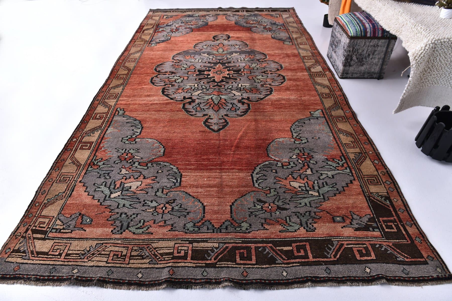 Dywan 189x370 cm, czerwony, szary, wełna, Turcja, lata 70. - 213832