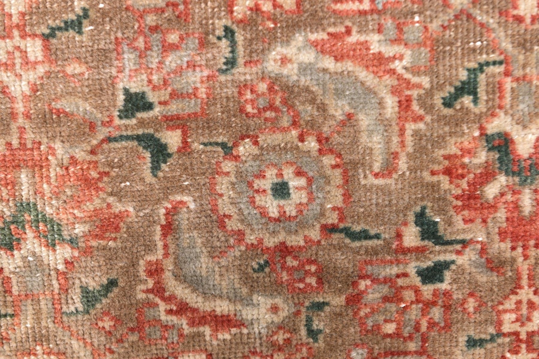 Rug 288x356 cm, brown, wool, Turkey, 1960s. - 213703